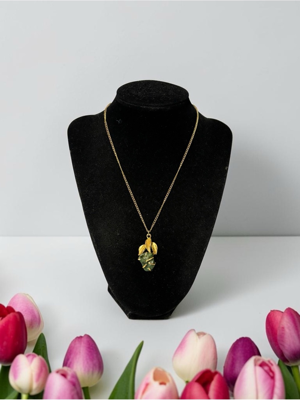 B.S.K. Gold Leaf Green Stone Pendant Necklace 16”